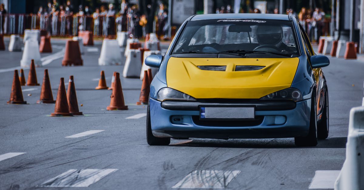 Choosing Between Automatic and Manual: Factors to Consider as a New Driver