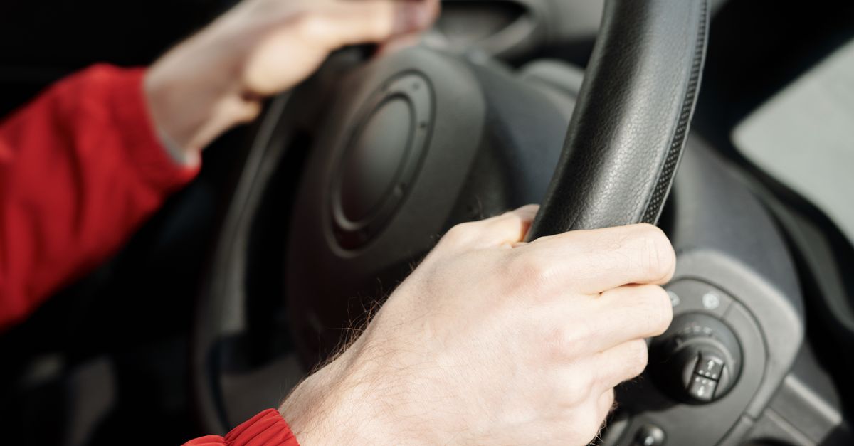 The Importance of Honest Reviews in Selecting a Driving School