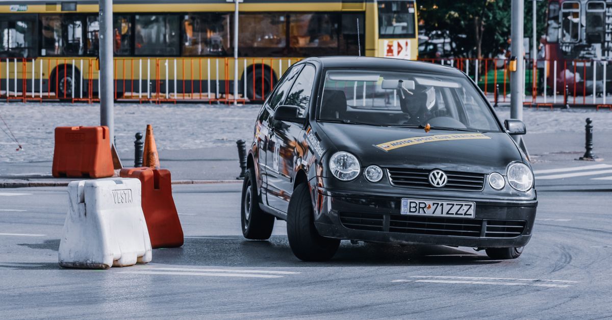 The Importance of Varied Scenarios in Behind-the-Wheel Training Programmes